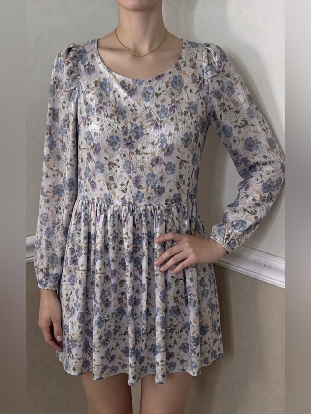 🎉 2 for $20! NWT Forever 21 iridescent Lavender Floral Long-Sleeve Mini Dress 🤍